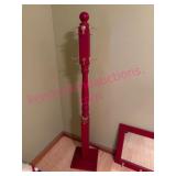 (BR1)ï¿½Red Wooden Coat Rack w/ Hooks