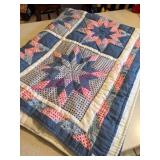 (K) Hand Quilted Quilt Approx. 4ft x 6ft