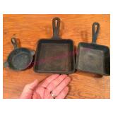 (G)ï¿½3 Small Lodge Skillets w/ Markings