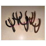 (BR1) 5 Horseshoe Hooks w/ 1 Damaged