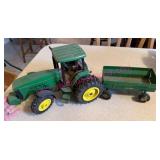 (LR) ERTL John Deere Metal Toy Tractor & Wagon