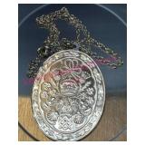 Sterling Silver Charles & Di Pendant (17.1g)