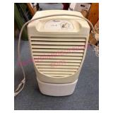 Whirlpool Dehumidifier w/Control Dial
