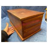 Primitive 1800s Bed Step Box w/Hinged Lid