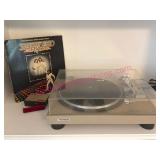 Pioneer PL-518 Turntable w/Accessories