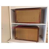 AR3 Acoustic Suspension Speakers