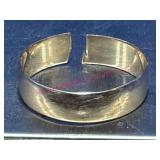 Gents 10K Gold Cut Ring 2.6g