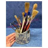 Ceramic Holder w/Brushes & Scissors