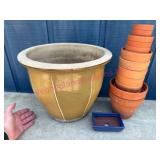 Various Planters in Mixed Sizes
