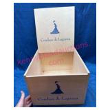 Condessa de Leganza Wooden Box w/ Lid