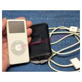Apple iPod Nano 2GB w/ Accessories
