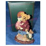 Boyds Bears Mother Macabear w/Krista & Cody 2000