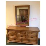 Thomasville 8-Dr Dresser w/Mirror