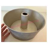 2-Piece Aluminum Tube Cake Pan for Angel Food