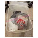 Large Tote w/Fabric Pieces & Yardage