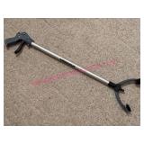 Performax 32in Aluminum Reach Grabber Tool