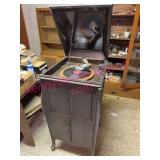 Victor Victrola VV-80 Phonograph Cabinet, Basement
