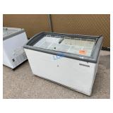 BEVERAGE-AIR Ice Cream Display Freezer