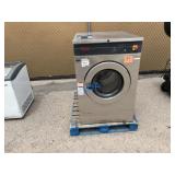 UNIMAC 40LB Commercial Washing Machine