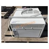 Comfort Aire 12,000BTU Air Conditioner