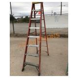 8FT Red Fiberglass Ladder