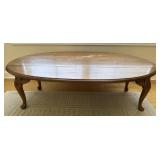Queen Anne Style Coffee Oval Coffee Table