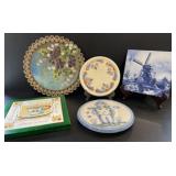 Kitchen Trivets and Decor