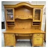 Farmhouse Style Desk with Hutch