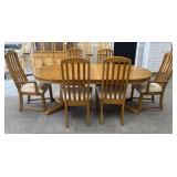 Broyhill Furniture Dining Table and Chairs
