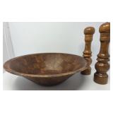 Vintage Wooden Salad Bowl with Salt Pepper Shakers