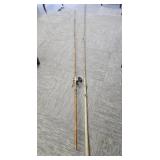 Fishing Rod and Fishing Rod with Reel