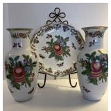 Scalloped Edge Plate with Vases