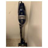 Shark Zero-M Vacuum Cleaner