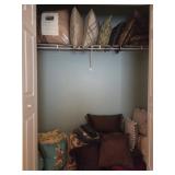 Collection of Decorative Pillows and Bed Linen