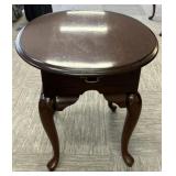 Queen Anne Style Dark Wood Oval Side Table