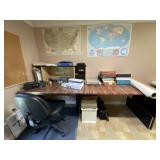 Workstation with Accessories