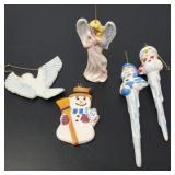 Hull Pottery Christmas