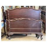 Two Vintage Twin Beds