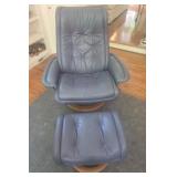 Scandinavian Design Leather Recliner with Stool