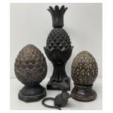 Acorn Bookend with Finials