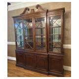 Henredon Natchez Collection China Cabinet