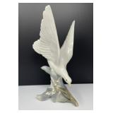 Lladro "Turtle Dove" Figurine