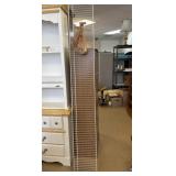 Wire Shelving with Mounting Bracket