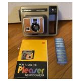 Pleaser Instant Camera