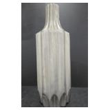 Chromatic Vases