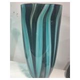 Glass Swirl Pattern Vase