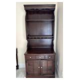 Ethan Allen Old Tavern Pine Hutch
