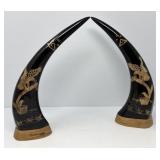 Victoria Canada Etched Horn Set