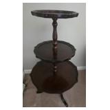 Traditional Tier Table