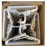 Plastic Hangers / Childrenï¿½s Size